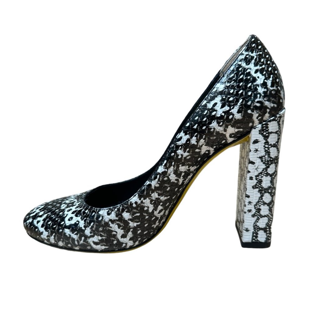 Fendi Heels - Picture 2 of 9